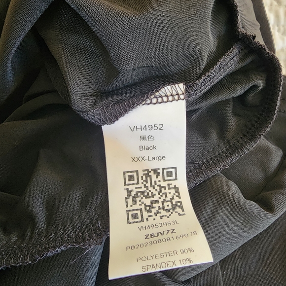 2 Black Skorts run small - Picture 5 of 5